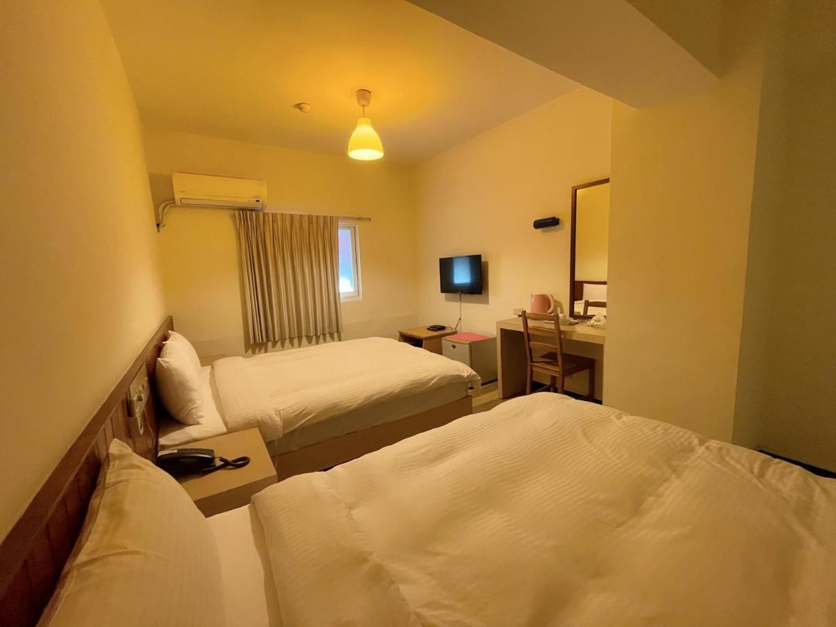 Hwa Hong Hotel Kaohsiung Exterior foto