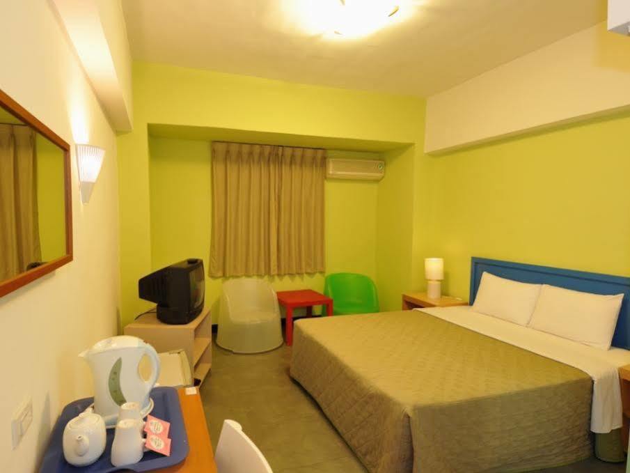 Hwa Hong Hotel Kaohsiung Exterior foto